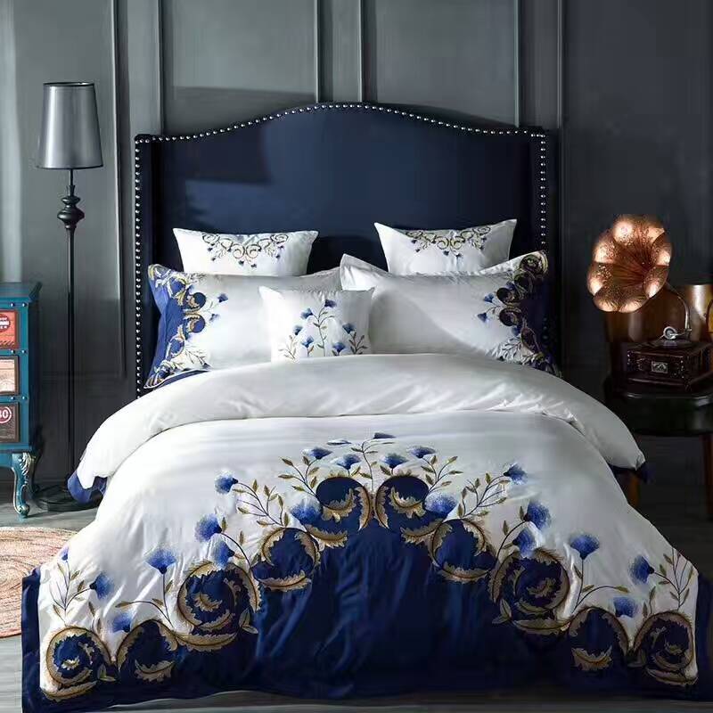 Load image into Gallery viewer, 60&#39;s Satin Embroidered Flower Four-piece Cotton Quilt Cover - SuperStar Bedding
