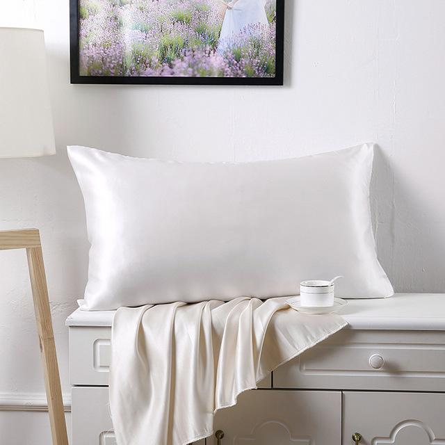 Load image into Gallery viewer, Mulberry Silk Pillowcase - SuperStar Bedding
